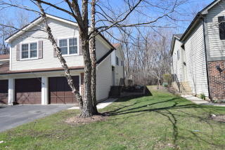 1406 Oak Valley Dr, Trout Valley, IL 60013-1545