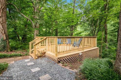 9715 Capitol View Ave, Silver Spring MD 20910-1033 exterior