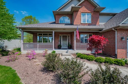 12735 Barrow Ln, Plainfield, IL 60585-4216
