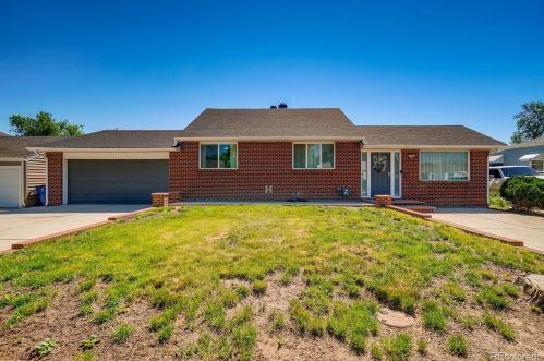 1960 Oakland St, Denver CO  80010-1614 exterior