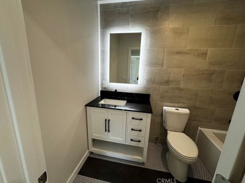 2311 Artesia St, Santa Ana CA  92704-4709 exterior