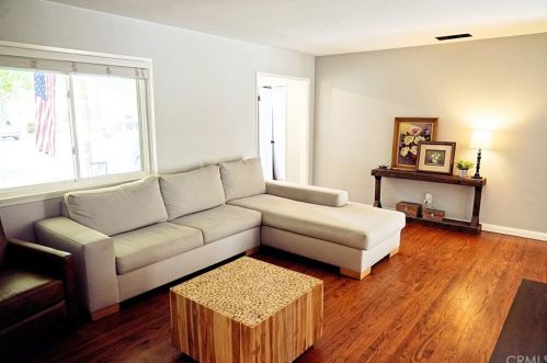 4638 Edgewood Pl, Riverside CA  92506-1027 exterior