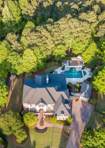 132 Cedar Woods Trl, Holly Springs, GA 30114-9793