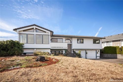 25819 76th Ave, Vashon, WA 98070-8520