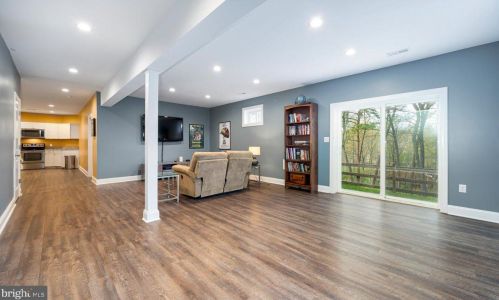 365 Prado Way, Berkeley Springs WV  25411-3264 exterior