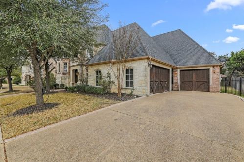 810 Belclaire Cir, Cedar Hill, TX 75104-1240