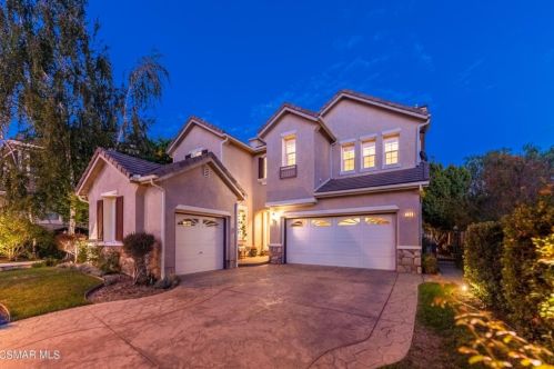 138 Ranch Creek Ct, Simi Valley, CA 93065-8201