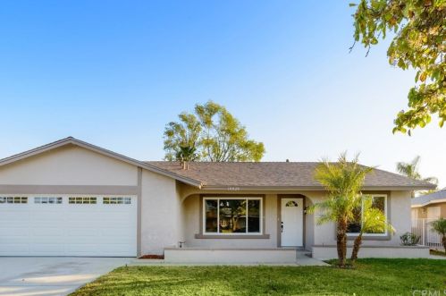 10820 Bayonne Dr, Riverside, CA 92505-2848