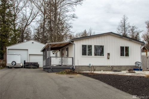 3722 Sinclair Dr, Ferndale, WA 98248-9524