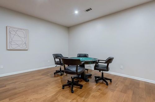 620 Colebrook Ct, Atlanta GA  30327-4710 exterior