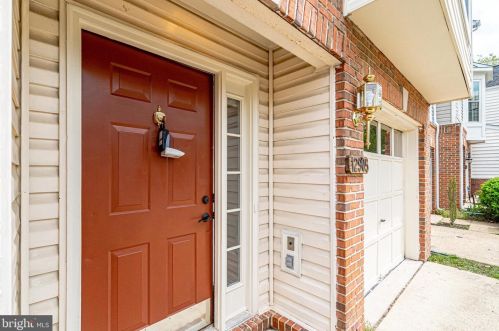 12905 Titania Way, Woodbridge, VA 22192-7618