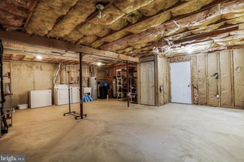 351 Cub Run Ln, Harpers Ferry WV 25425-6476 exterior