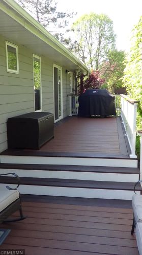 1951 Birch St, Saint Paul MN  55110-4218 exterior
