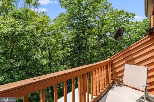 106 Tecumseh Trl, Hedgesville WV  25427-3859 exterior