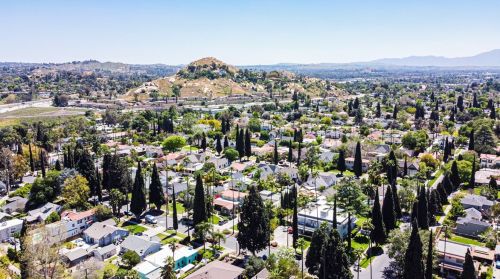 3580 Larchwood Pl, Riverside CA  92506-1236 exterior