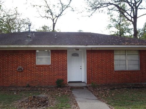 311 Moss Hill Ln, Conroe TX  77303-1744 exterior