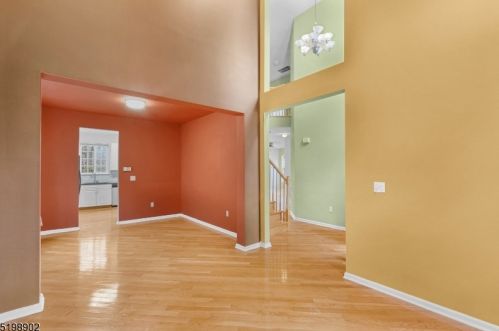 97 Winding Hill Dr, Hackettstown NJ  07840-5675 exterior