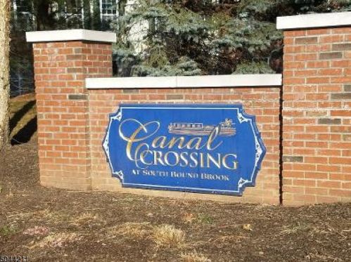 43 Swing Bridge Ln, South Bound Brook, NJ 08880-1492