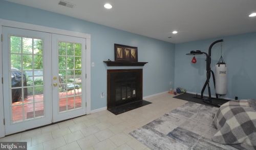 81 Catoctin Ct, Silver Spring MD 20906-2006 exterior