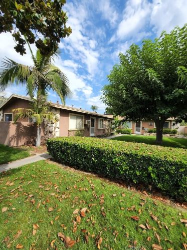 2109 Juno Ave, Anaheim CA  92804-4468 exterior