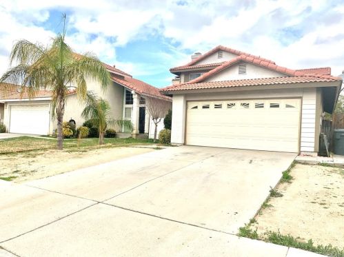 364 Feliz St, Perris, CA 92571-2807