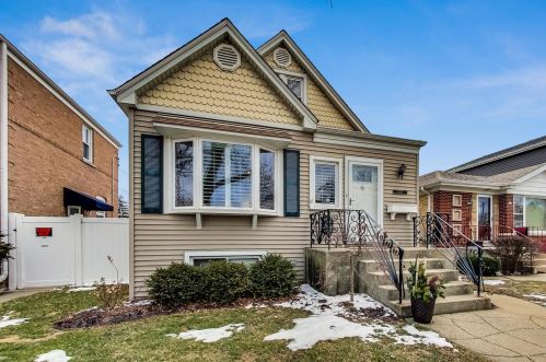 5337 Nashville Ave, Chicago, IL 60638-1217