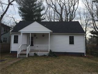 55 Elm St, Branford, CT 06405-3502