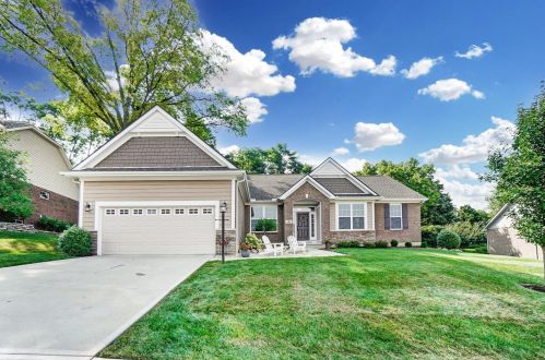 40 English Oak Ln, Springboro, OH 45066-8445