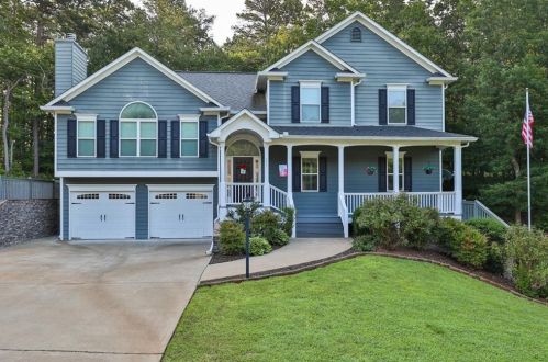 207 Spearfish Dr, Holly Springs, GA 30114-4285