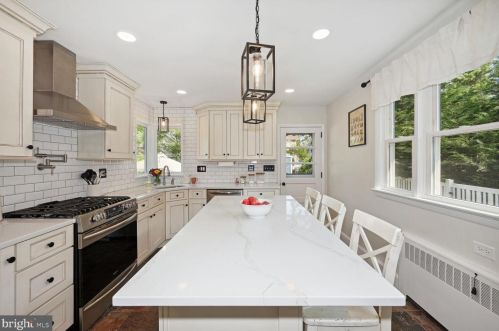 248 Strawbridge Ave, Camden NJ  08108-1809 exterior