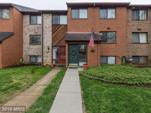7134 Winter Rose Path, Columbia MD  21045-5134 exterior