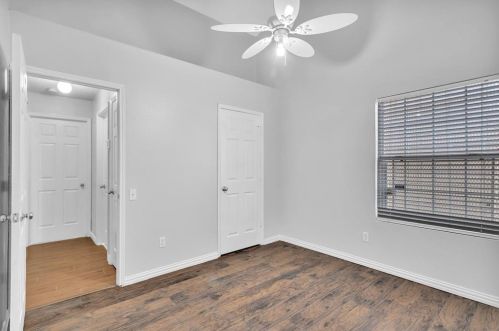 2533 Creekwood Ln, Fort Worth TX  76123-1111 exterior