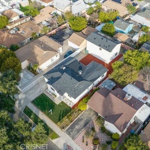 7036 Willis Ave, Van Nuys, CA 91405-3026