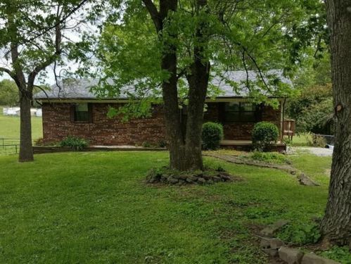 107 Coy Cv, Harrison, AR 72601-4001