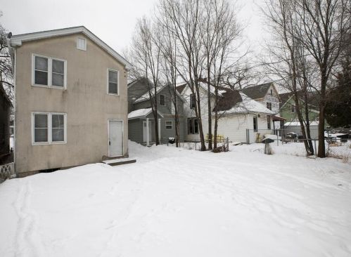 694 Desoto St, Saint Paul MN  55130-4215 exterior