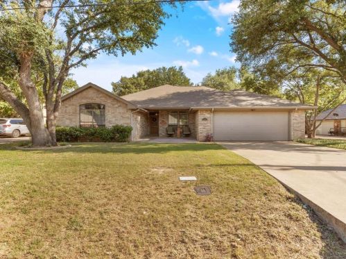 5703 Cortez Dr, Granbury, TX 76049-5265