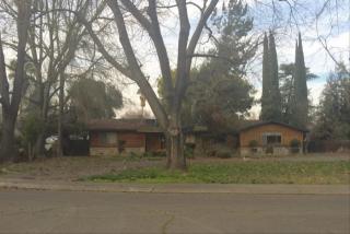 2905 Parkview Dr, Modesto, CA 95355-4140