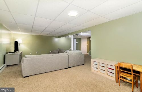 29 I St, Carlisle PA  17013-1420 exterior