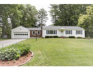 6 Greystone Ave, Plaistow, NH 03865-2308