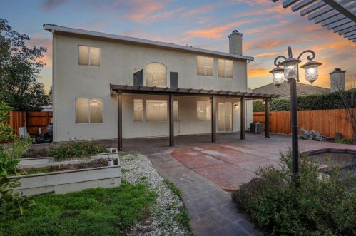 9716 Marbella Ct, Elk Grove, CA 95624-4473
