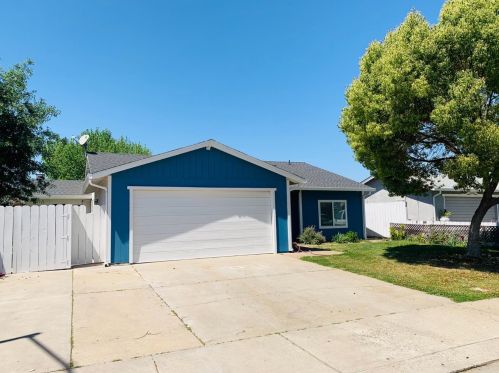 2509 Meadow Dr, Lodi, CA 95240-7131