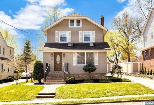 188 Hillside Ave, Teaneck, NJ 07666-4012