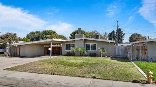 324 California Ave, Manteca, CA 95336-5902