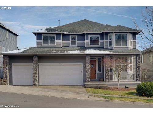15284 Greenfield Dr, Portland, OR 97224-3815