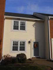 616 Kingswood Dr, Evansville IN  47715-7109 exterior