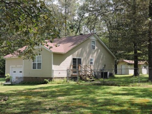 837 Gilley Cir, Manchester, TN 37355-3219