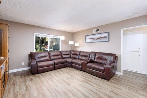 10409 Caminito Rimini, San Diego, CA 92129-2025