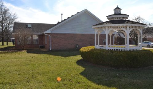 5866 Oldham Dr, Springfield OH  45503-7700 exterior