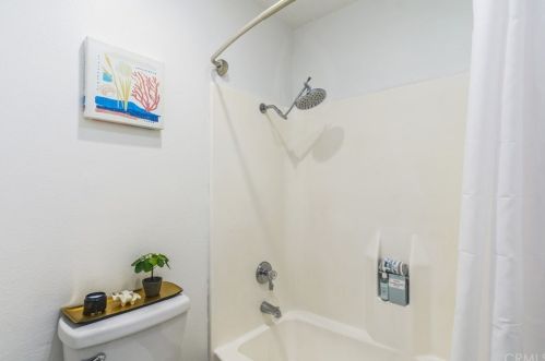 117 Streamwood, Irvine CA  92620-1946 exterior