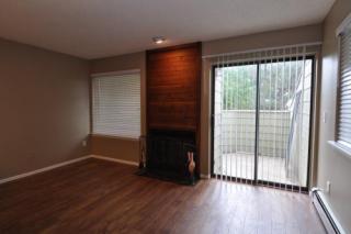 6877 Countryside Ln, Longmont, CO 80503-7102